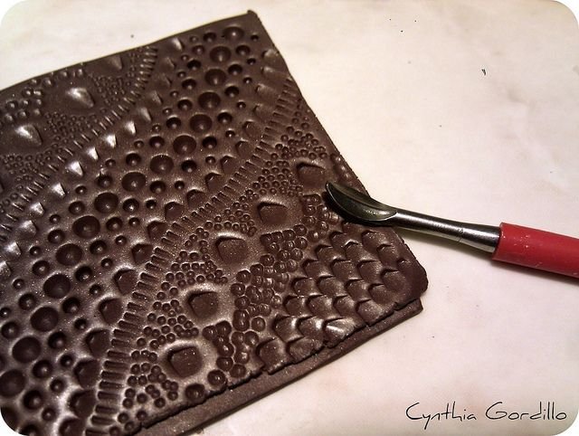 Оттиск на полимерной глине