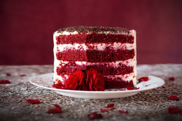 Торт Мирель красный бархат