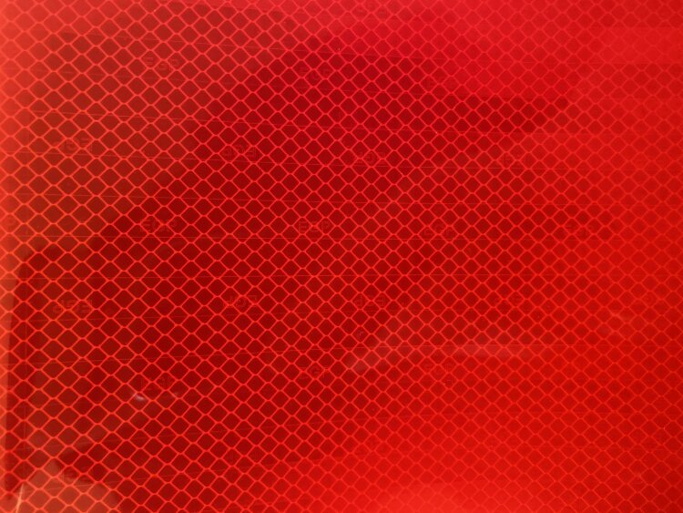 Красная светоотражающая пленка
