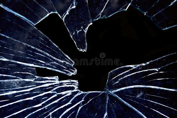 Треснутое стекло