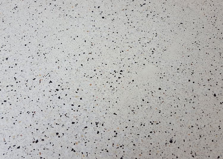 Наливной бетонный пол терраццо