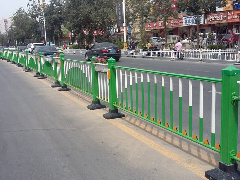 Дорожные ограждения