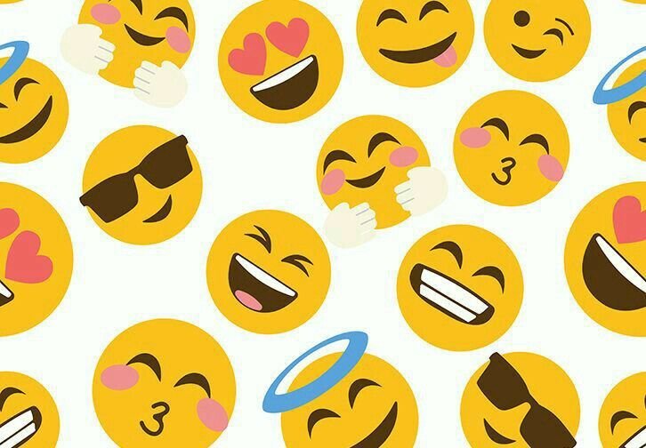 Смайлики много