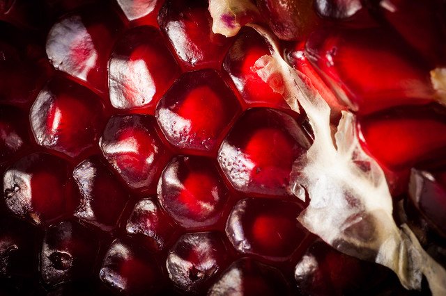 Красный гранат