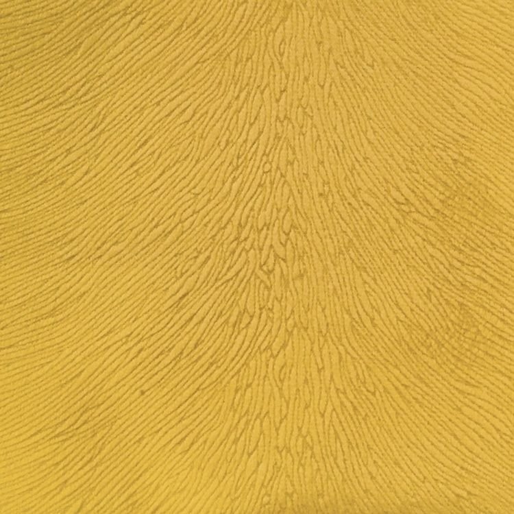 Желтая обивка