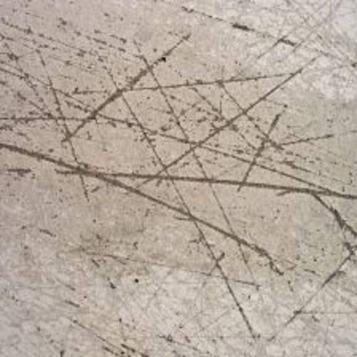 Царапины на металле