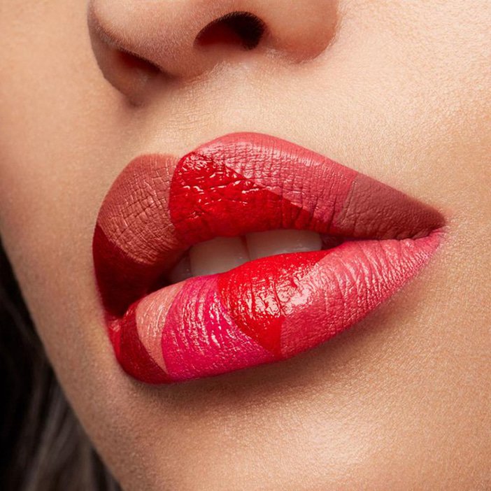 Lancome красная помада