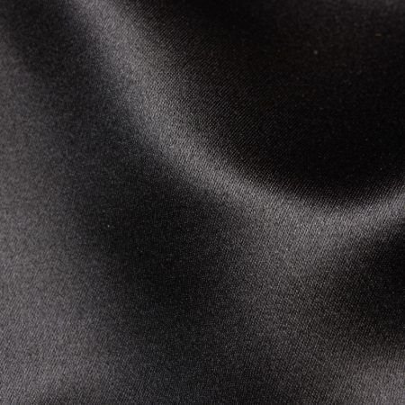Черная ткань