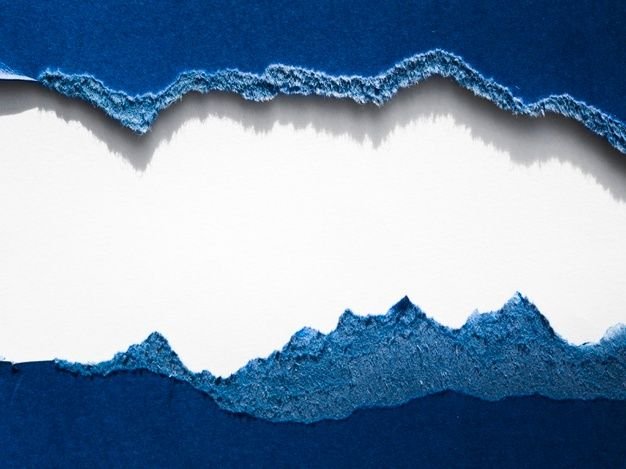 Рваный край бумаги