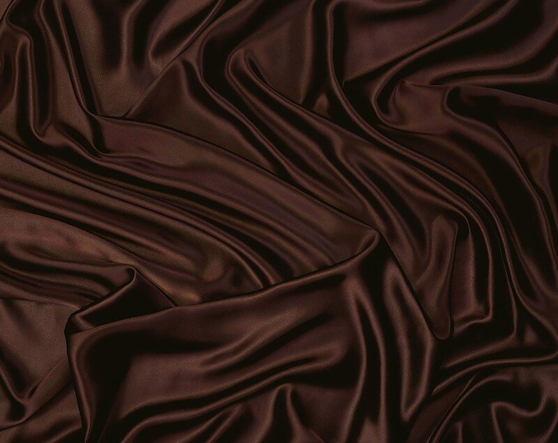 Коричневый шелк