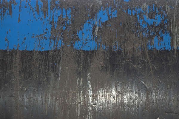 Потертости на металле