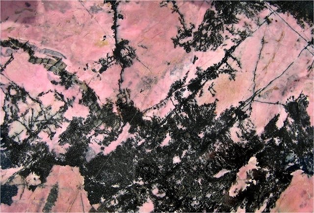 Мрамор родонит