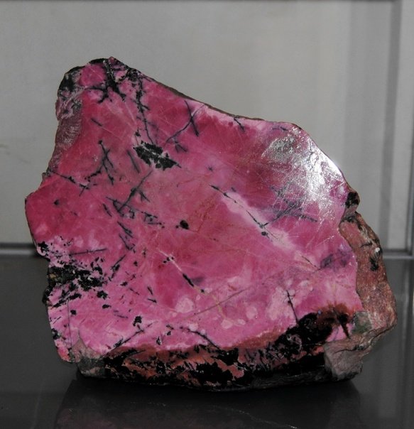 Родонит / минерал