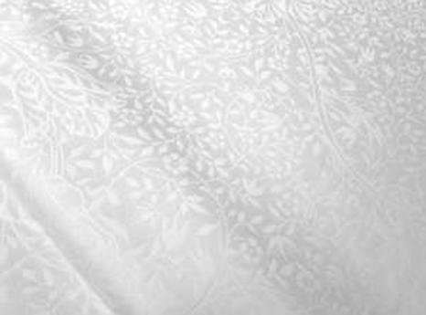 Белая жаккардовая ткань