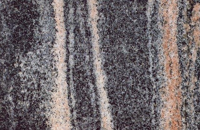 Плойчатая структура метаморфитов