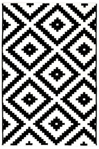 Ковер с геометрическим узором
