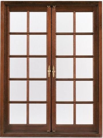 Окно с коричневой рамой