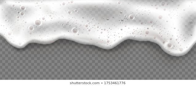 Мыльная пена на белом фоне