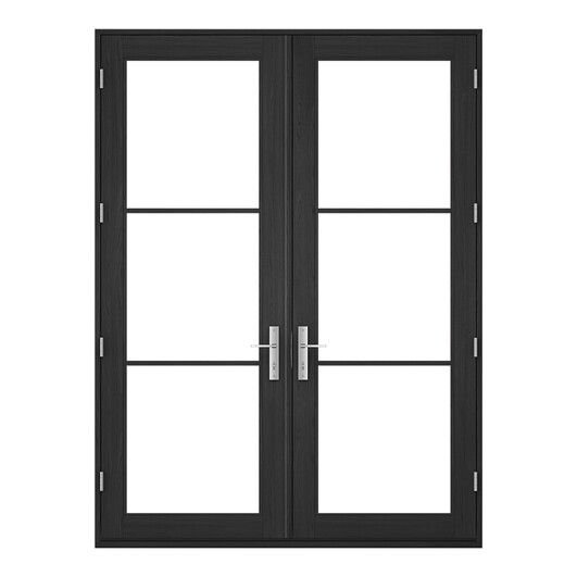 Окно в черной раме