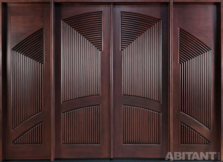 Двойная деревянная дверь