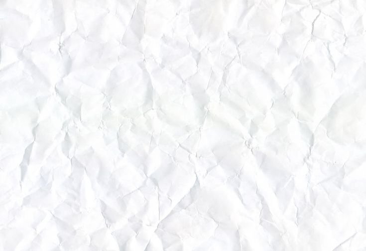 Белая мятая бумага