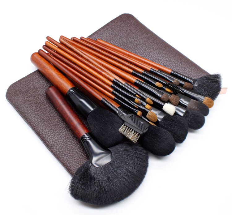 Набор кистей для макияжа