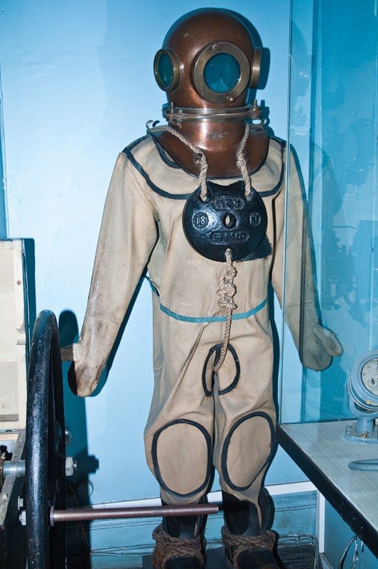 Акваланг глубоководный трехболтовка