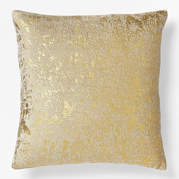 Декоративная подушка золото