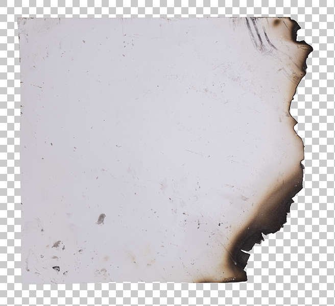 Обгоревший лист бумаги