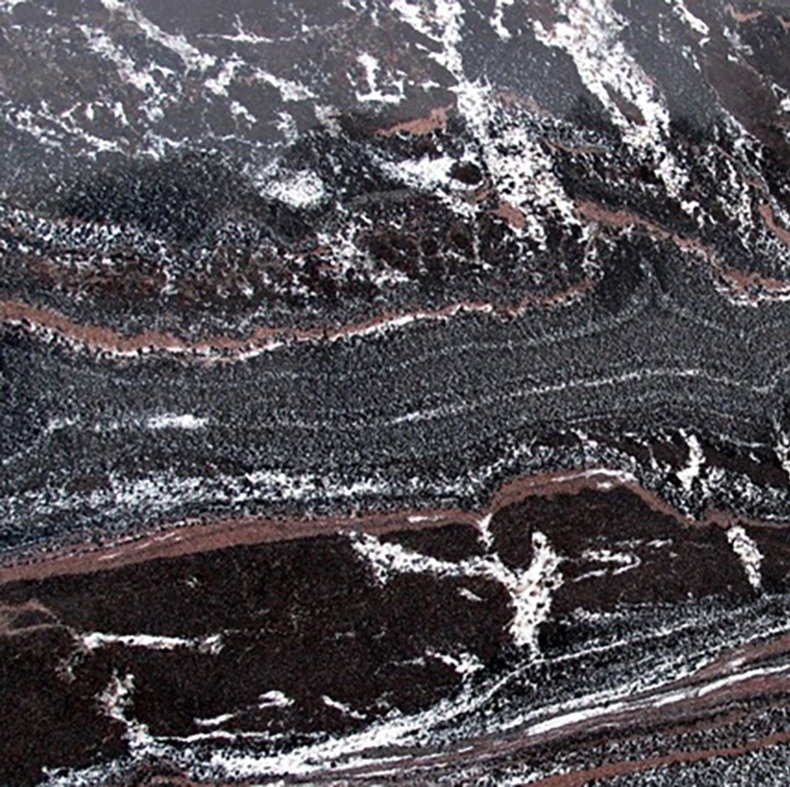 Нигрозеро гранатовый амфиболит