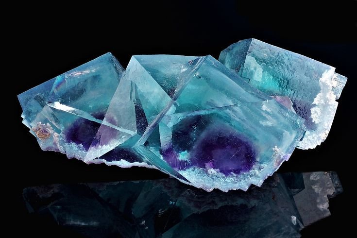 Флюорит минерал Кристалл