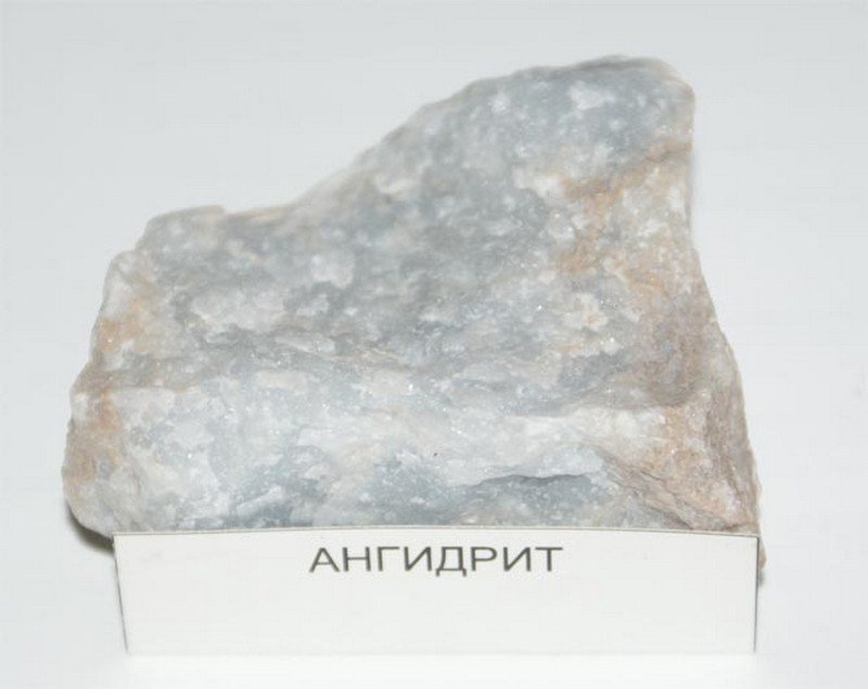 Ангидрит минерал формула