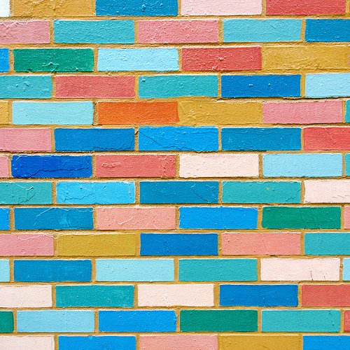 Разноцветный кирпич