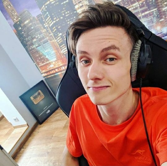 Паша флейзин блоггер