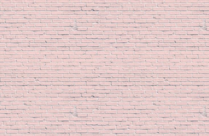 Розовая кирпичная стена