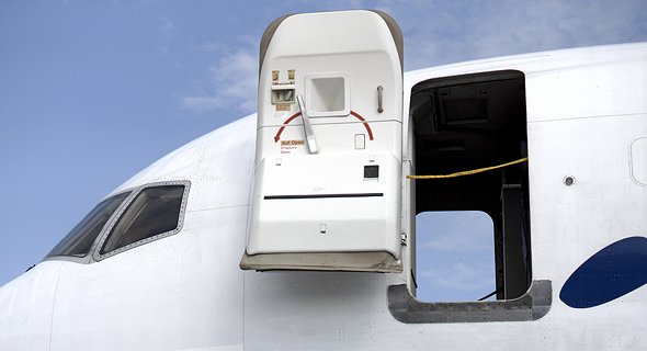 Дверь Боинга 737