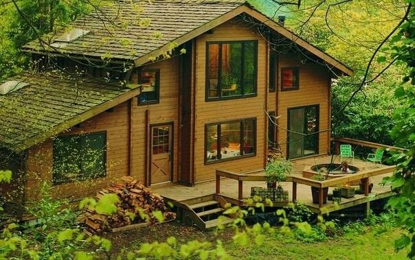 Красивый дачный дом