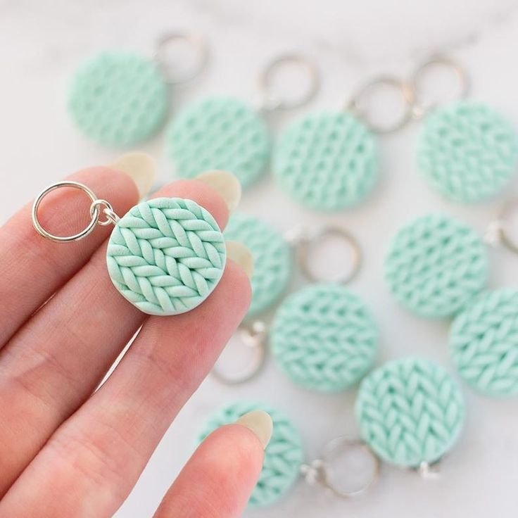 Сережки из глины