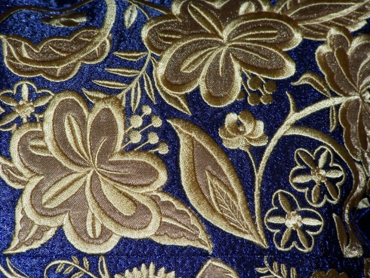 Торжокское золотное шитьё