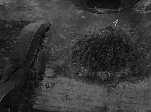 Попадание 152 мм фугаса в танк