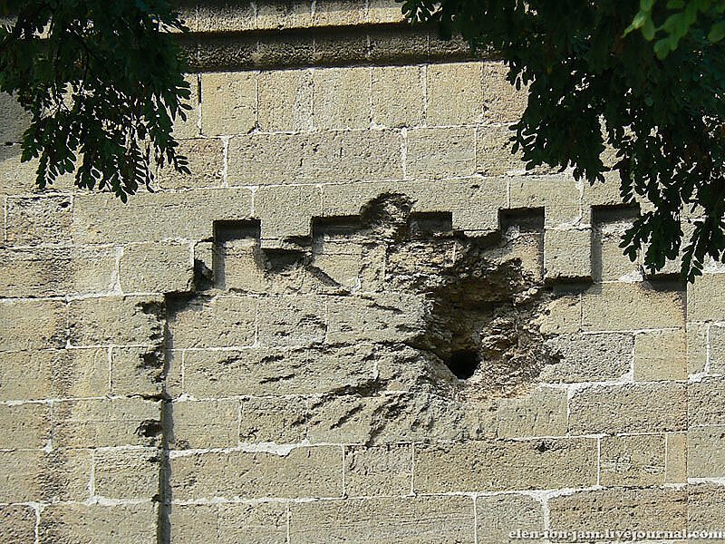 Исаакиевский собор следы от снарядов