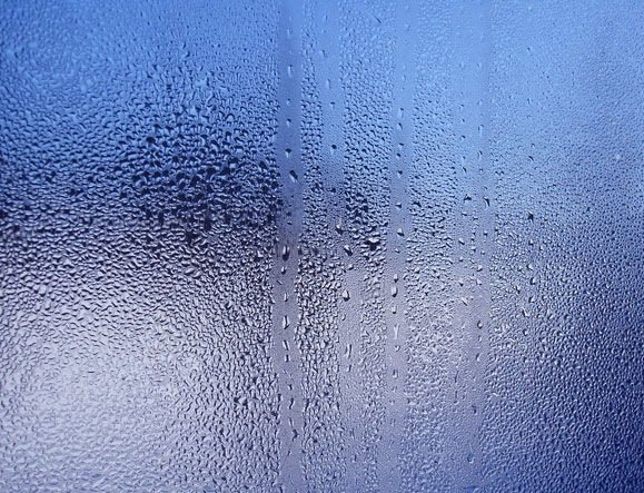 Запотевшее стекло