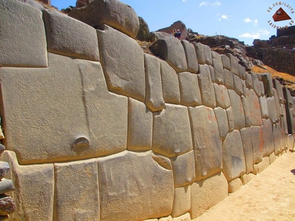 Полигональная кладка Перу Ольянтайтамбо