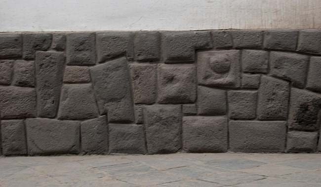 Кладка в Куско
