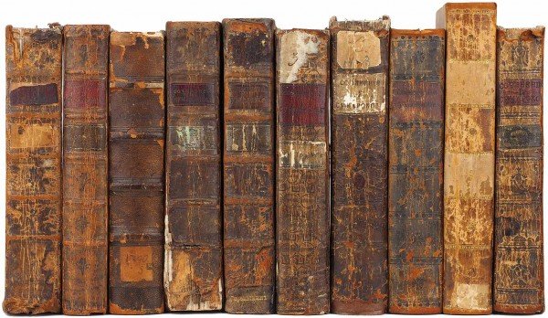Корешки старинных книг