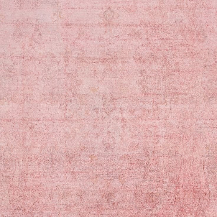 Розовая ткань