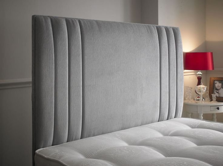 Кровать с мягким изголовьем