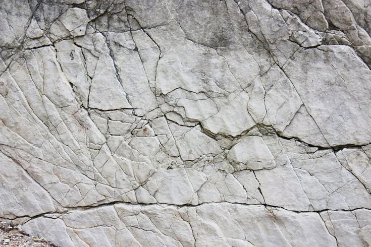 Поверхность камня