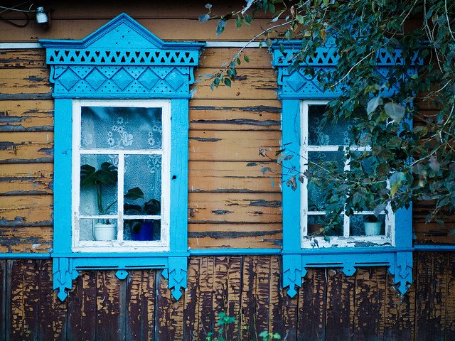 Деревенское окно