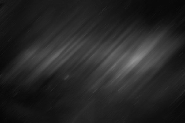 Белый блик на черном фоне